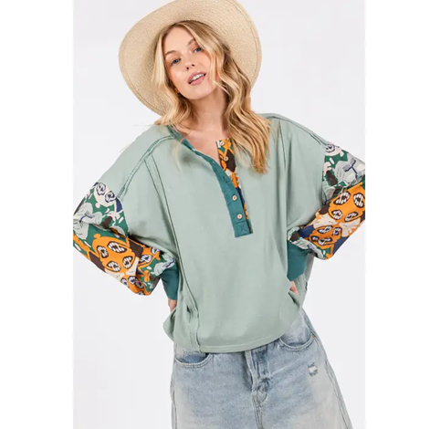 Sage + Fig Color Block Abstract Contrast Long Sleeves Top