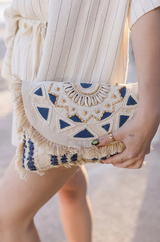 Antik Kraft Coastal Shell Clutch